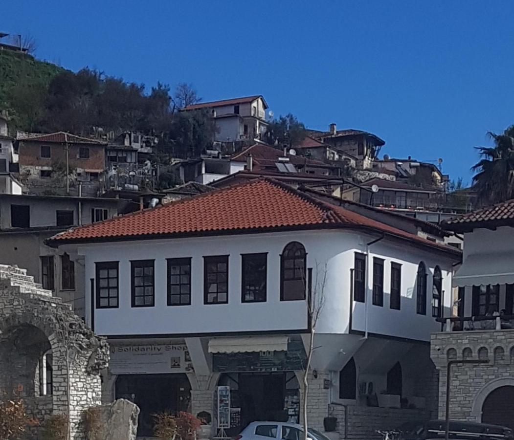 White Villa Berat Exterior foto